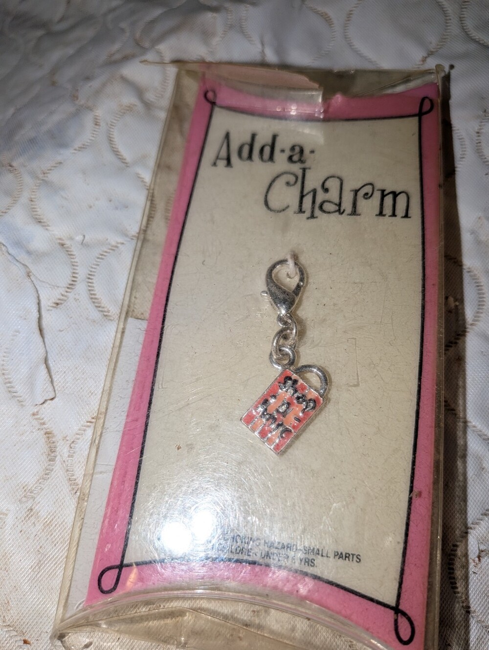 (NIB)Add A Charm "SHOP-AHolic" On A Pink & White Shopping Bag With Clasp Charm